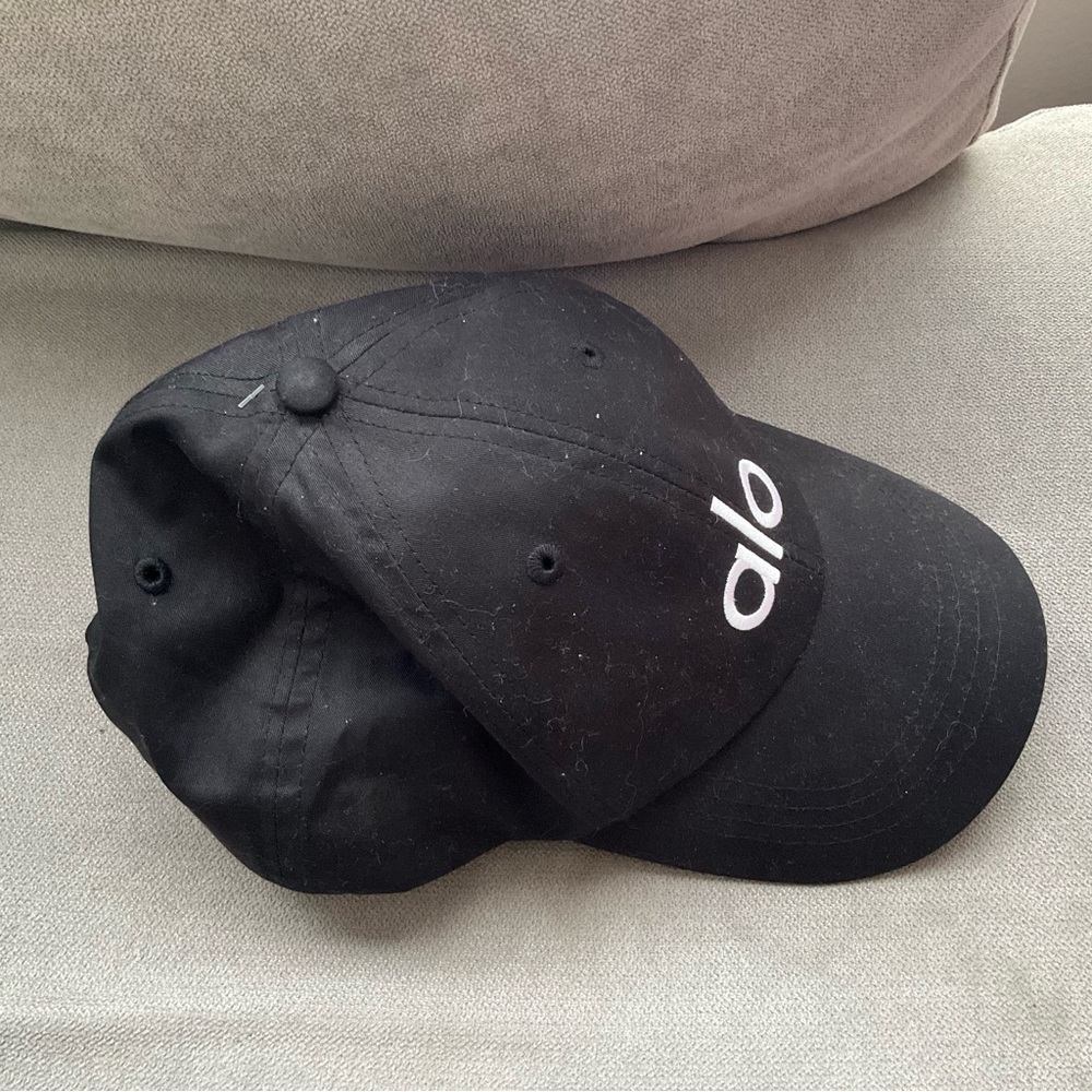Alo Yoga Off-Duty Cap Black/White - Picture 13 of 16